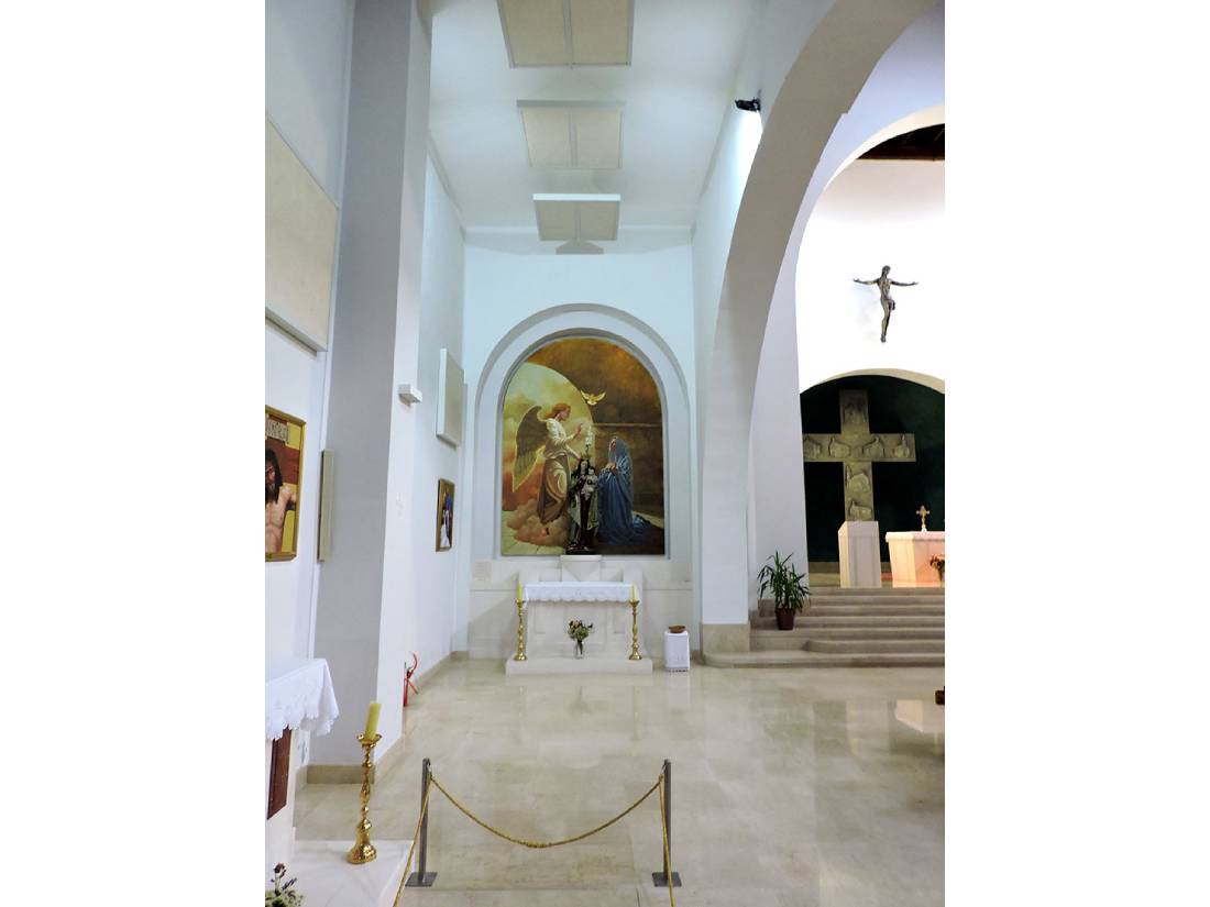 Napinjanje platna - Crkva Gospe od Ružarija